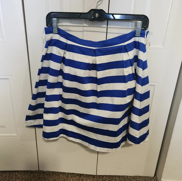 Signature 8 - Picture 2 of 3